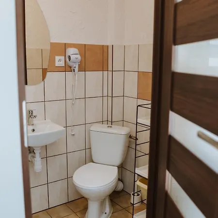 Dobre Chwile בית אירוח